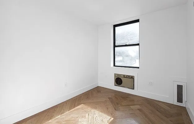 Rented by Compass | media 17