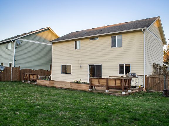 4th image of 1480 SW Stremler Dr