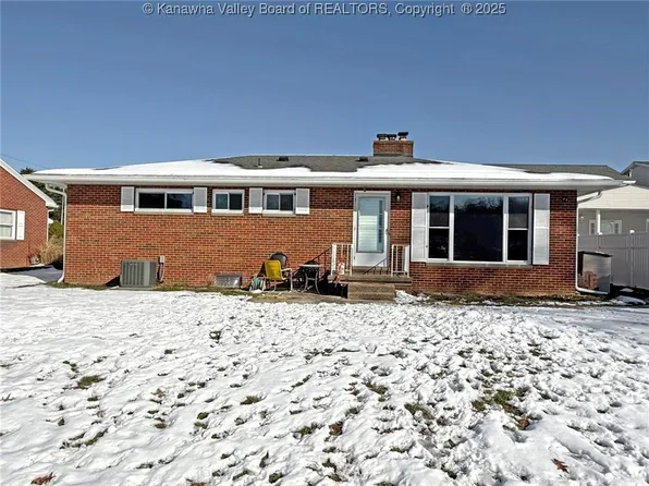 1606 Kanawha Ave, Dunbar, WV 25064
