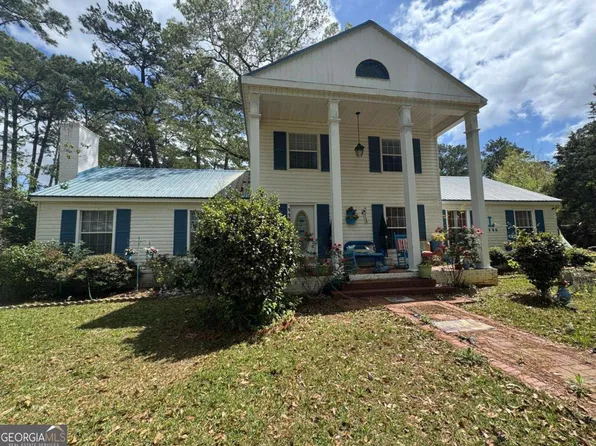 1194 N Main St, Blakely, GA 39823