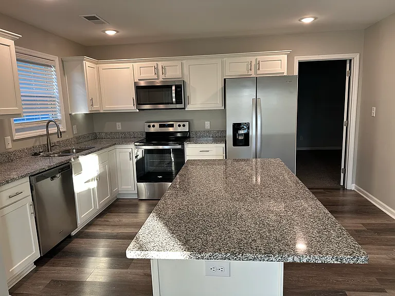 2010 Dolly Dr — Photo 19