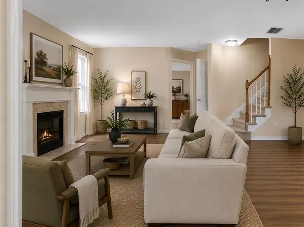 701 Stone Cv, Newport News, VA 23602