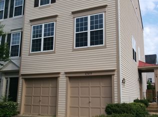 45499 Trail Run Ter, Sterling, VA 20164