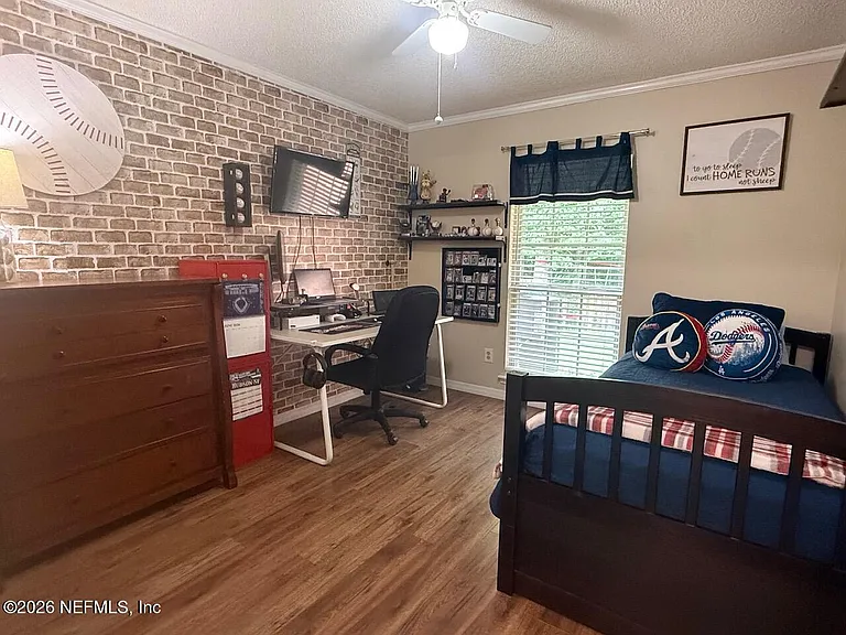1484 Wild Iris Ln — Photo 19