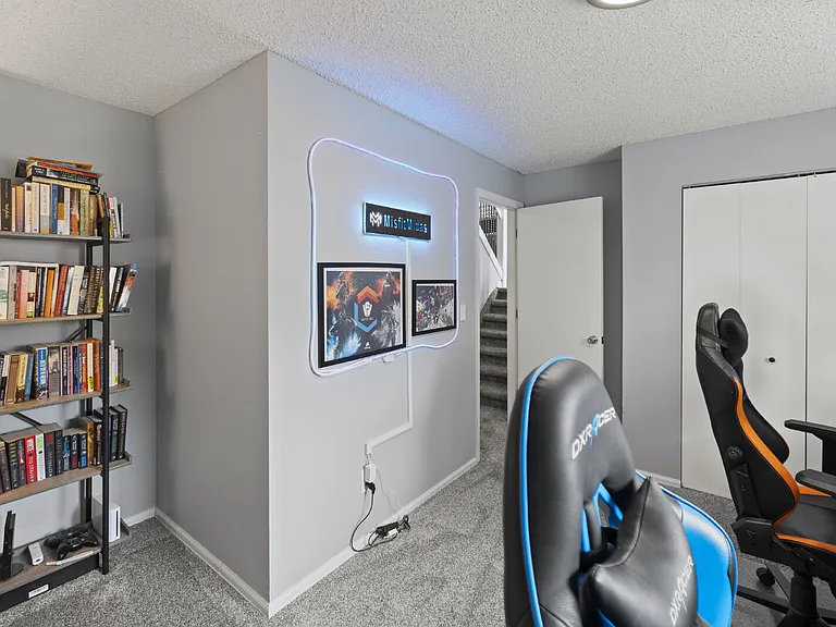 4570 Lincoln Plaza Dr — Photo 26