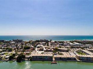 6000 2nd St E APT 4, St Pete Beach, FL 33706