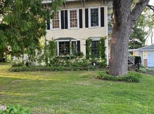 141 E River St, Rockton, IL 61072