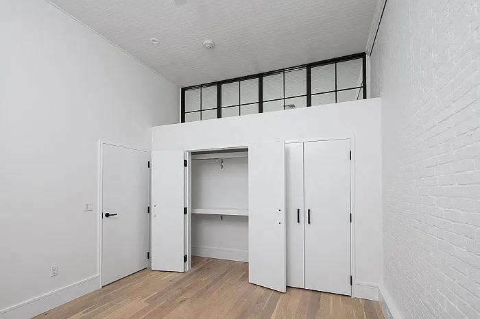 510 Julia St — Photo 48