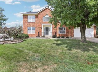 25 Whinhill Ct, Saint Peters, MO 63304