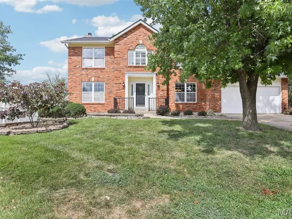 25 Whinhill Ct, Saint Peters, MO 63304