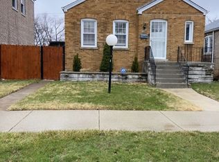 9218 S Lowe Ave, Chicago, IL 60620