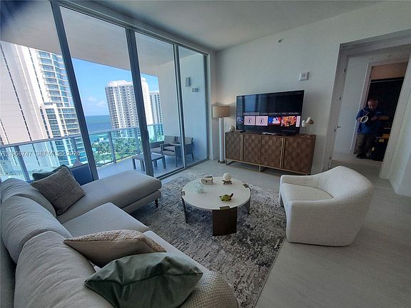 5th image of 17550 Collins Ave #1402