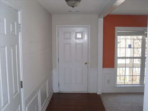 2nd image of 818 Plaintain Dr