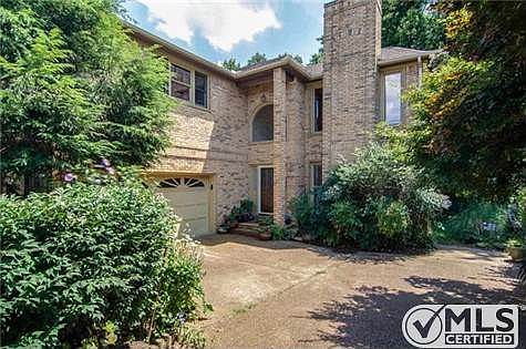 1st image of 7025 Poplar Creek Trce