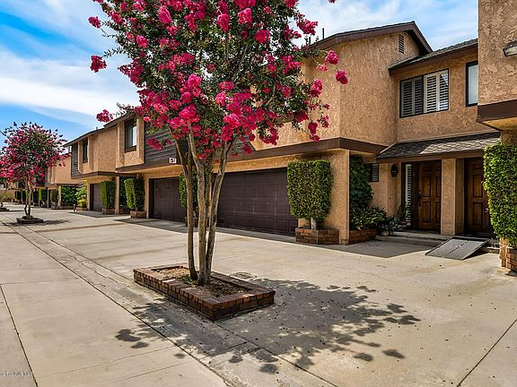 3rd image of 642 W Huntington Dr Unit 8