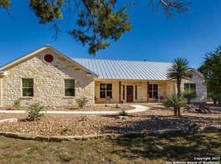 107 Windridge Dr, Boerne, TX 78006