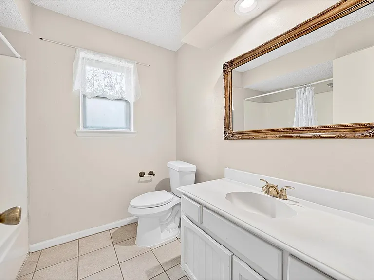 11103 Bellerive Dr — Photo 21