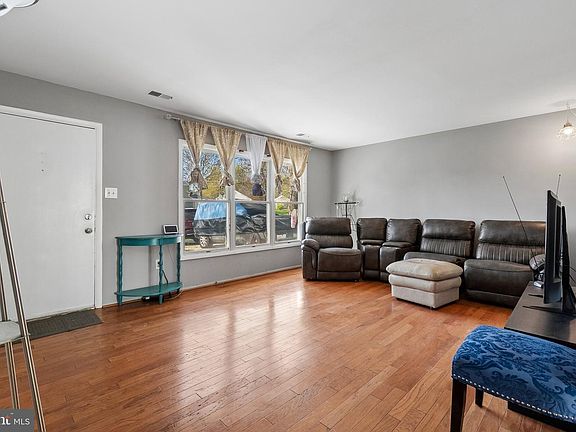 2nd image of 9900 New Orchard Dr