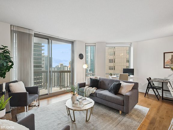 3rd image of 222 N Columbus Dr APT 3509