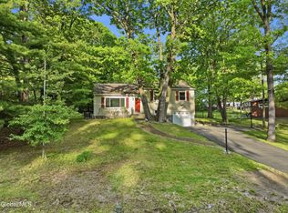 9 W Skyview Drive, Cohoes, NY 12047
