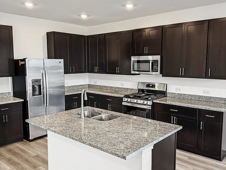 5800 Beverly Prairie Rd — Photo 4