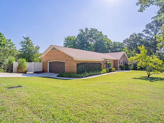 4th image of 101 White Falls Cir