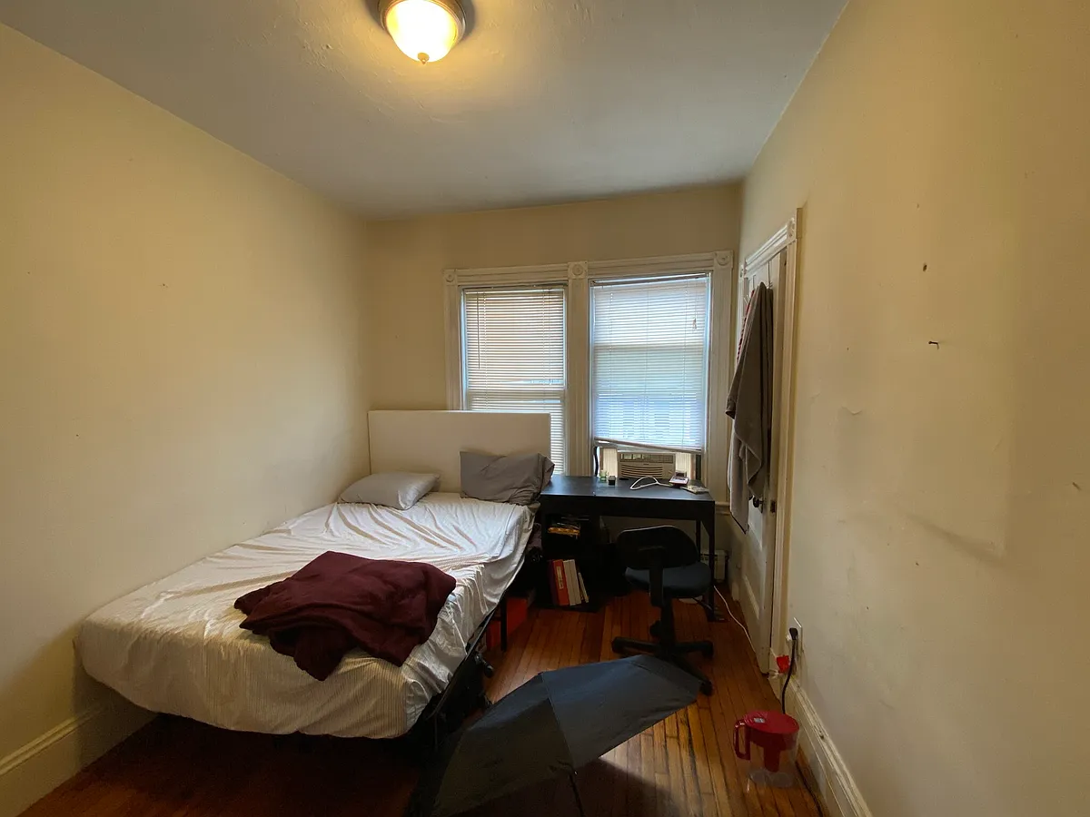 Building Photo - 140 Calumet St #3A