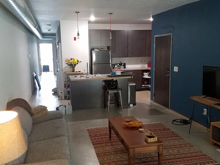 209 S Chestnut St — Photo 14