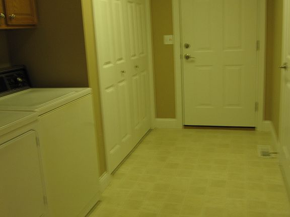 Utility room to garage
