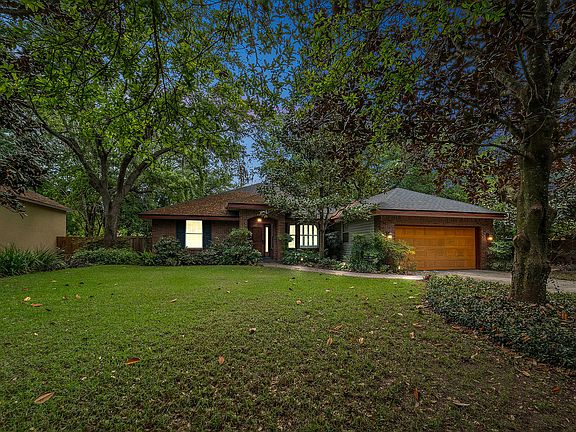 3rd image of 5217 Patricia Dr