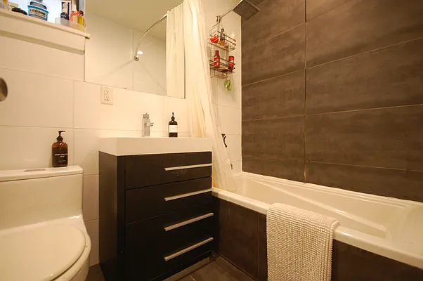 Rented by Corcoran | media 6