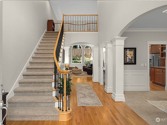 4th image of 12225 3rd Avenue NE