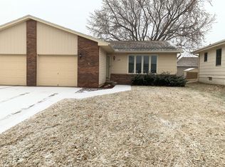 2519-2521 E 22nd St, Fremont, NE 68025