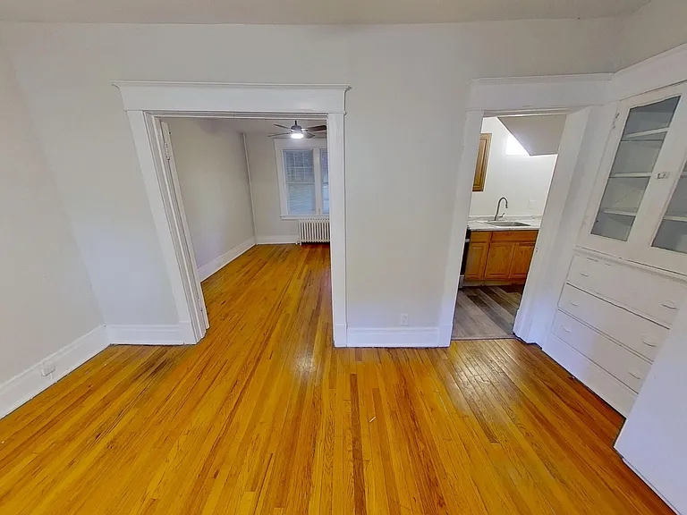 568 Park Ave #1 — Photo 2
