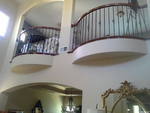 4th image of 9816 Mountain Vista Cir