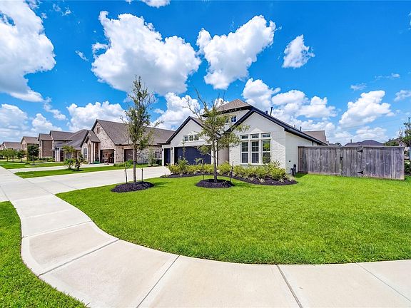 4th image of 6103 Sandspur Springs Ln