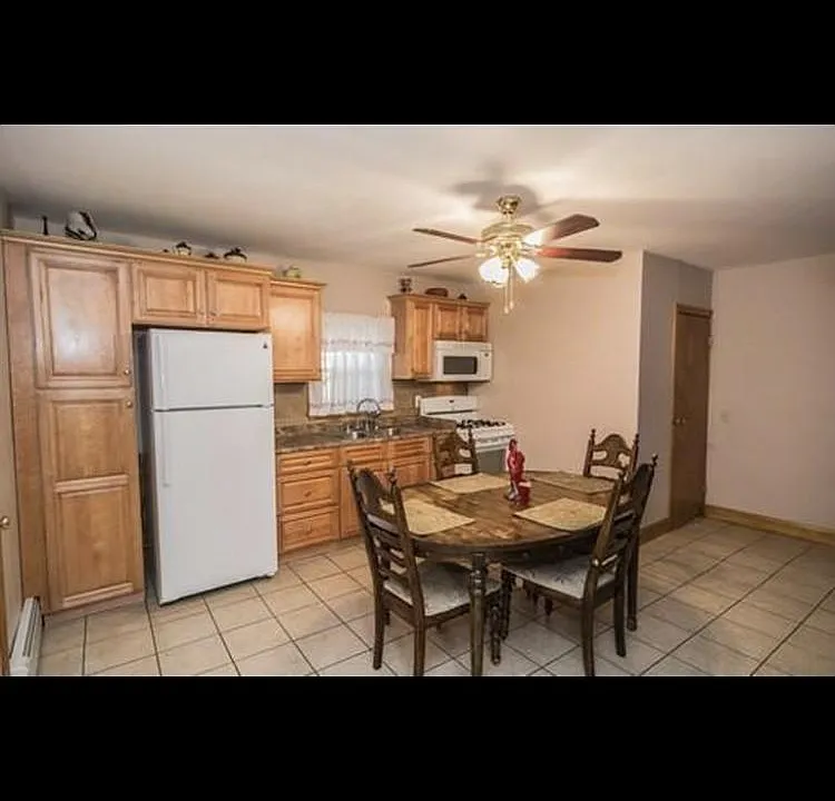 12 Union St #1