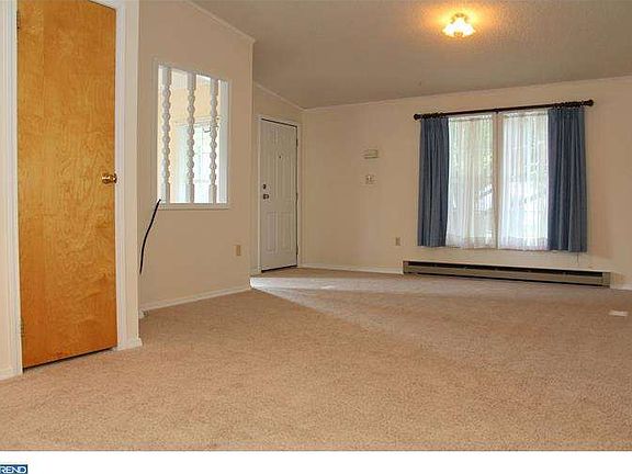 2nd image of 70 Westview Ter