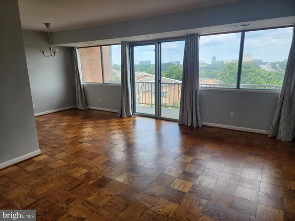 431 N Armistead St APT 502, Alexandria, VA 22312