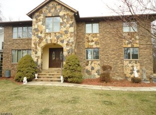 420 Saddle River Rd, Saddle Brook, NJ 07663