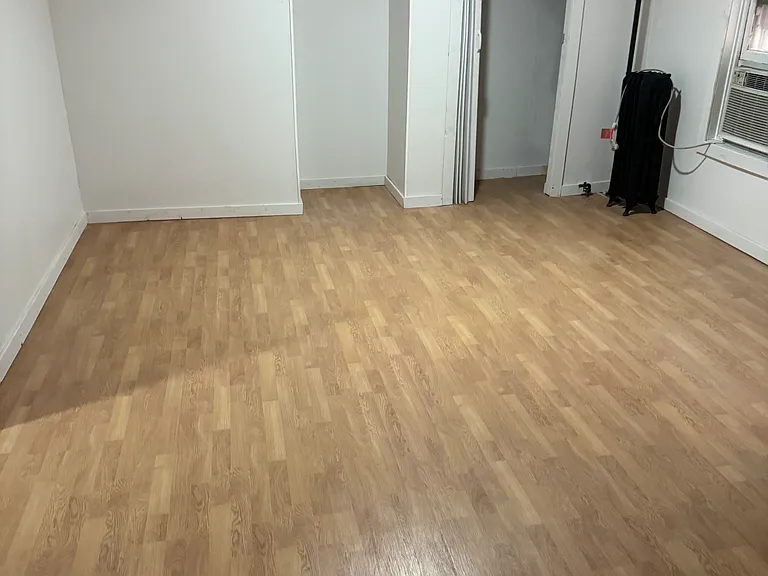 105 N 2nd St #1 — Photo 6