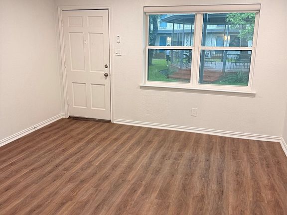 4th image of 3925 Inwood Rd APT 1018