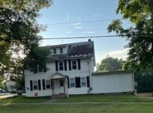204 S Main St, Granville, OH 43023