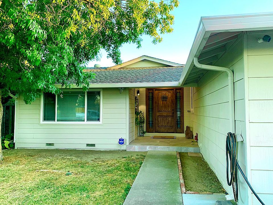 1st image of 2573 Loomis Dr