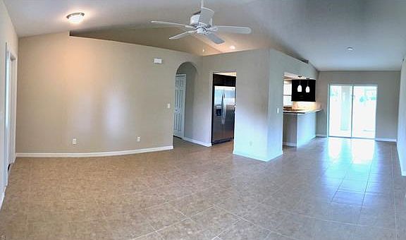 2nd image of 32 NE 9th Ct