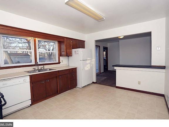 5th image of 2727 South Ave E