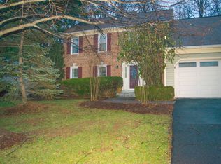 1404 Bayshire Ln, Herndon, VA