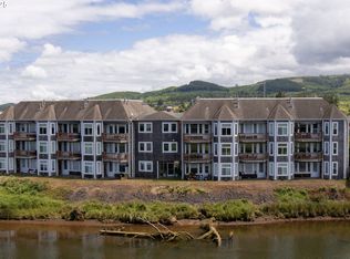 1108 S Holladay Dr #24, Seaside, OR 97138