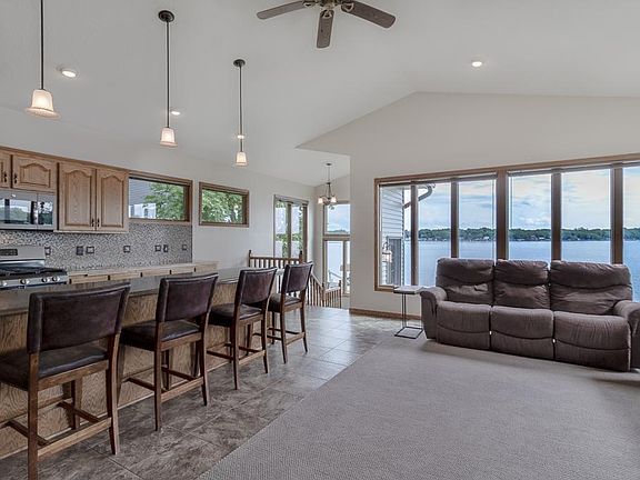 5th image of 24095 Blue Marina Rd