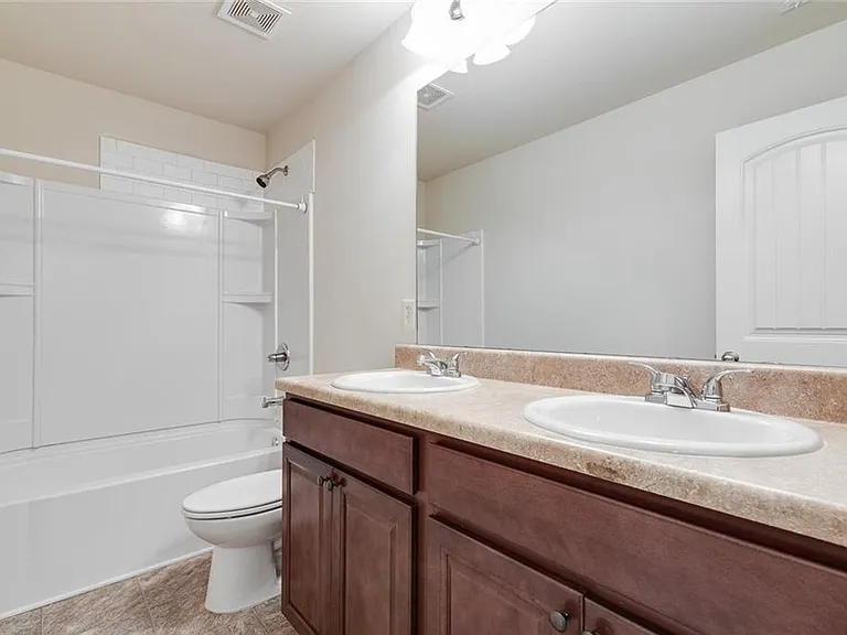 3180 Wildberry Run Ln — Photo 31